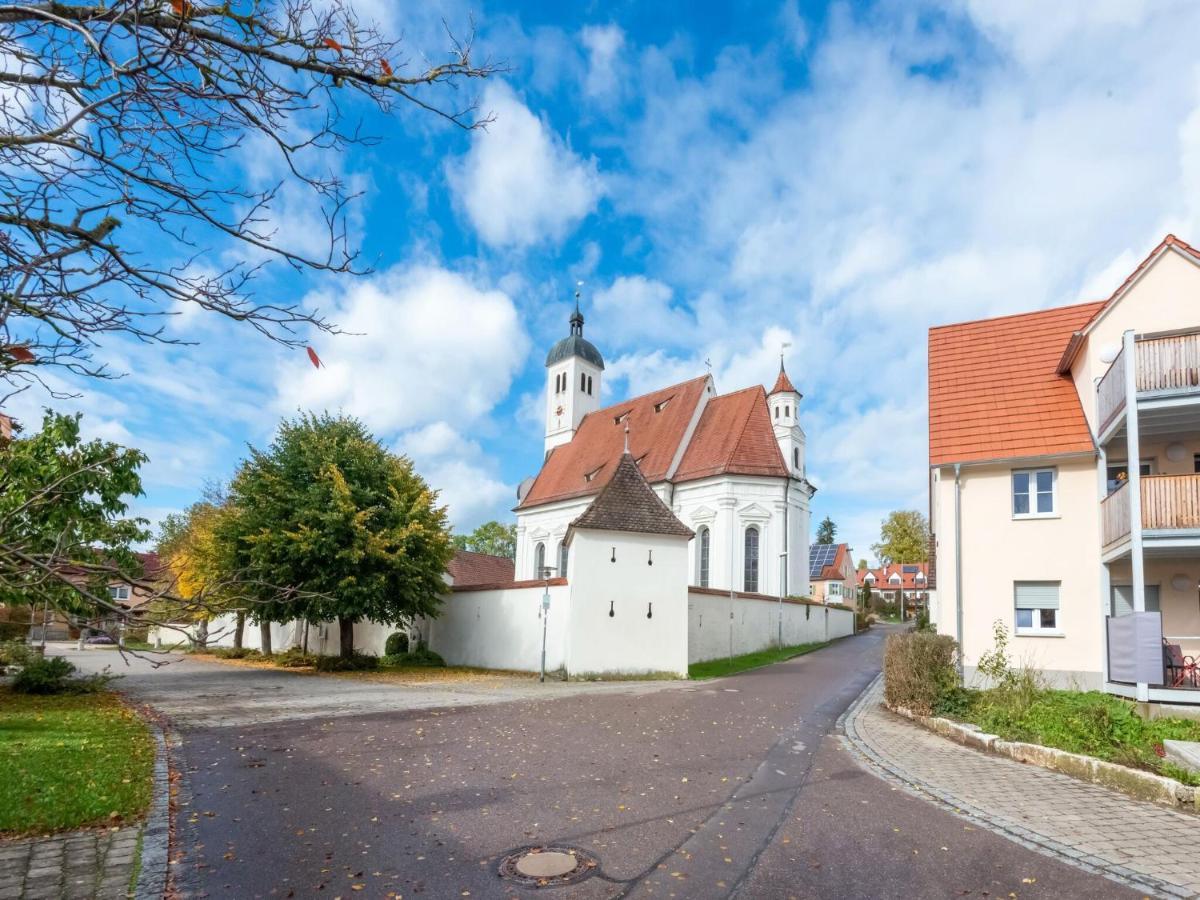 Apartment With Terrace In An Ideal Location Haunsheim Eksteriør bilde